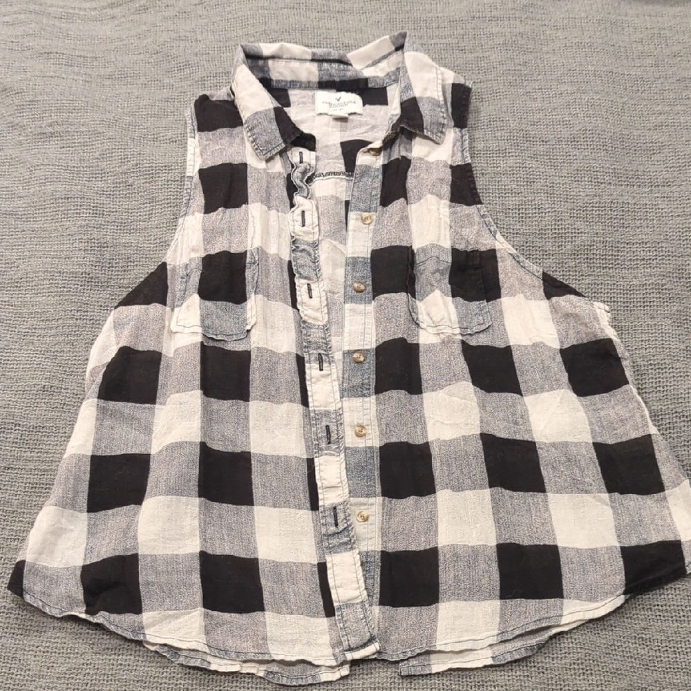 American Eagle Outfitters, Women's Lg || B&W Check || Button Down Tank